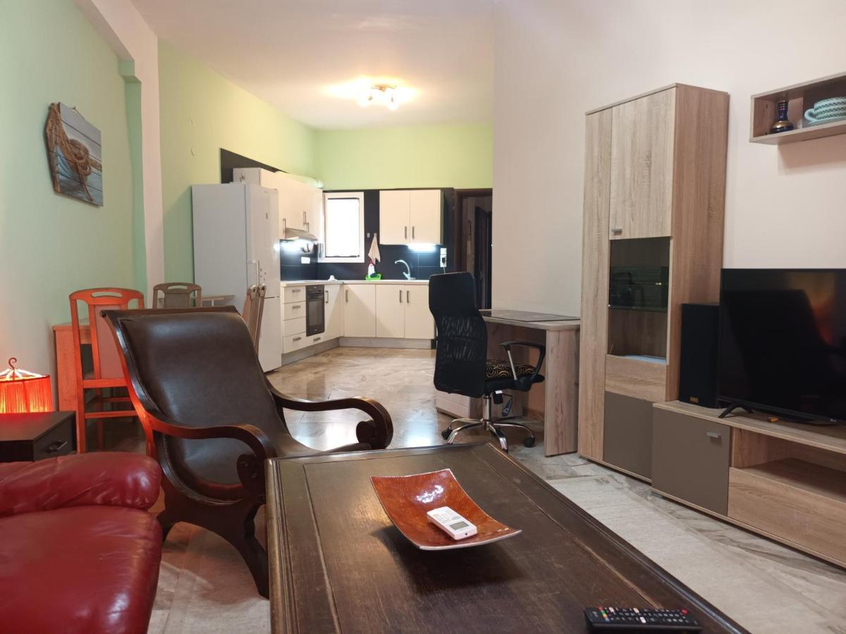 Happy House In Nafplio Apartment Ngoại thất bức ảnh